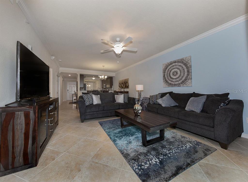 LAKEWOOD NATIONAL - Residential Lease