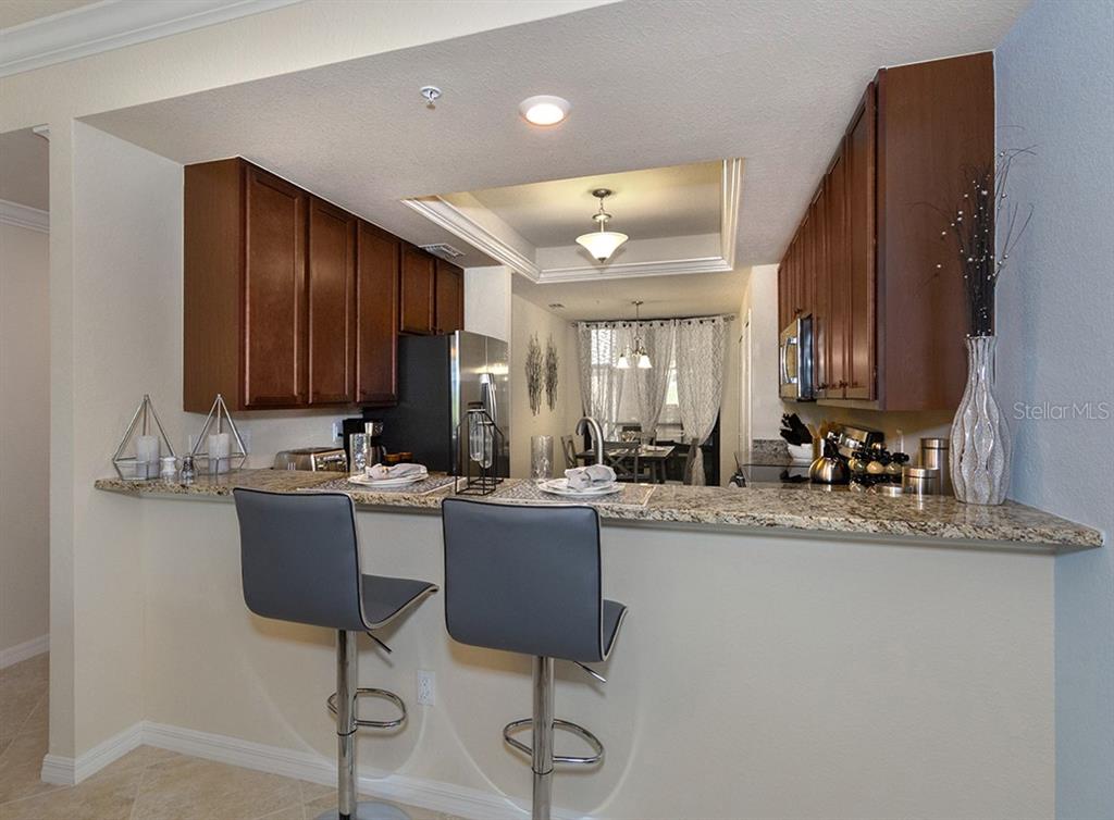 LAKEWOOD NATIONAL - Residential Lease