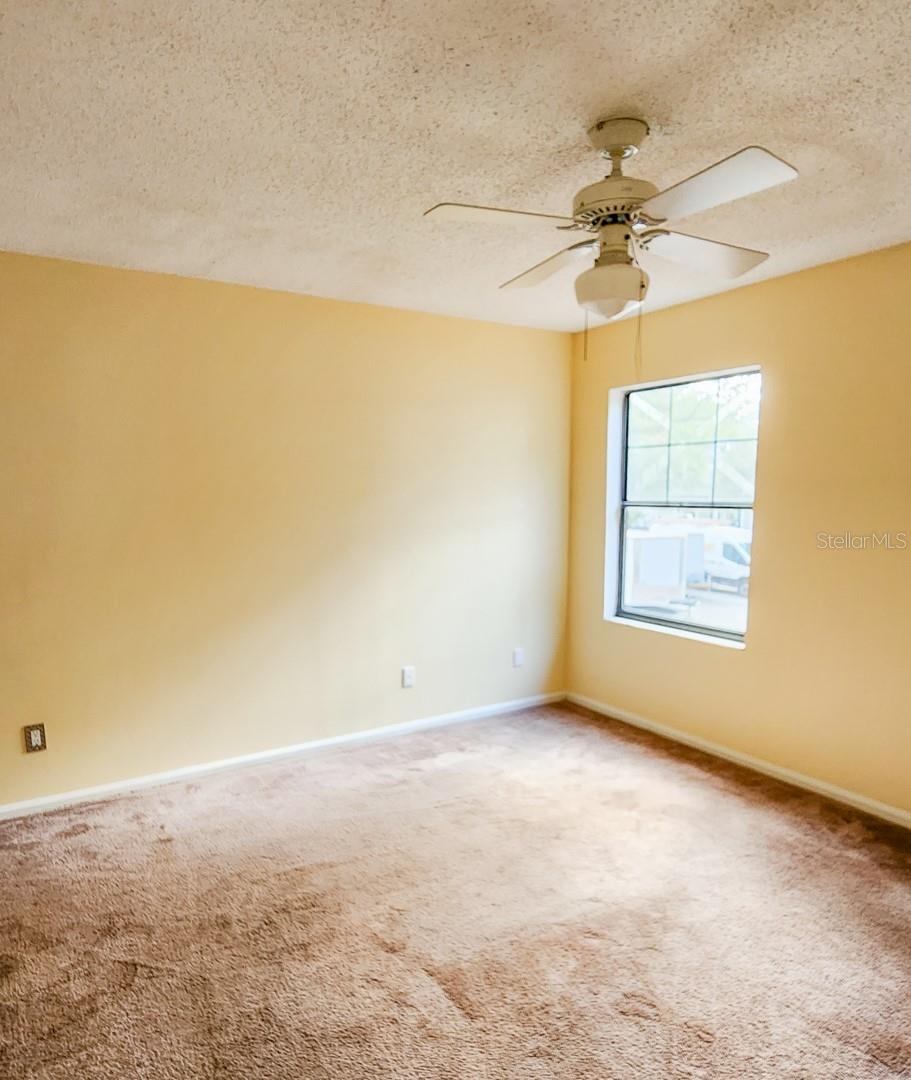 OAKLAND VILLAGE SEC 1 - Residential Lease