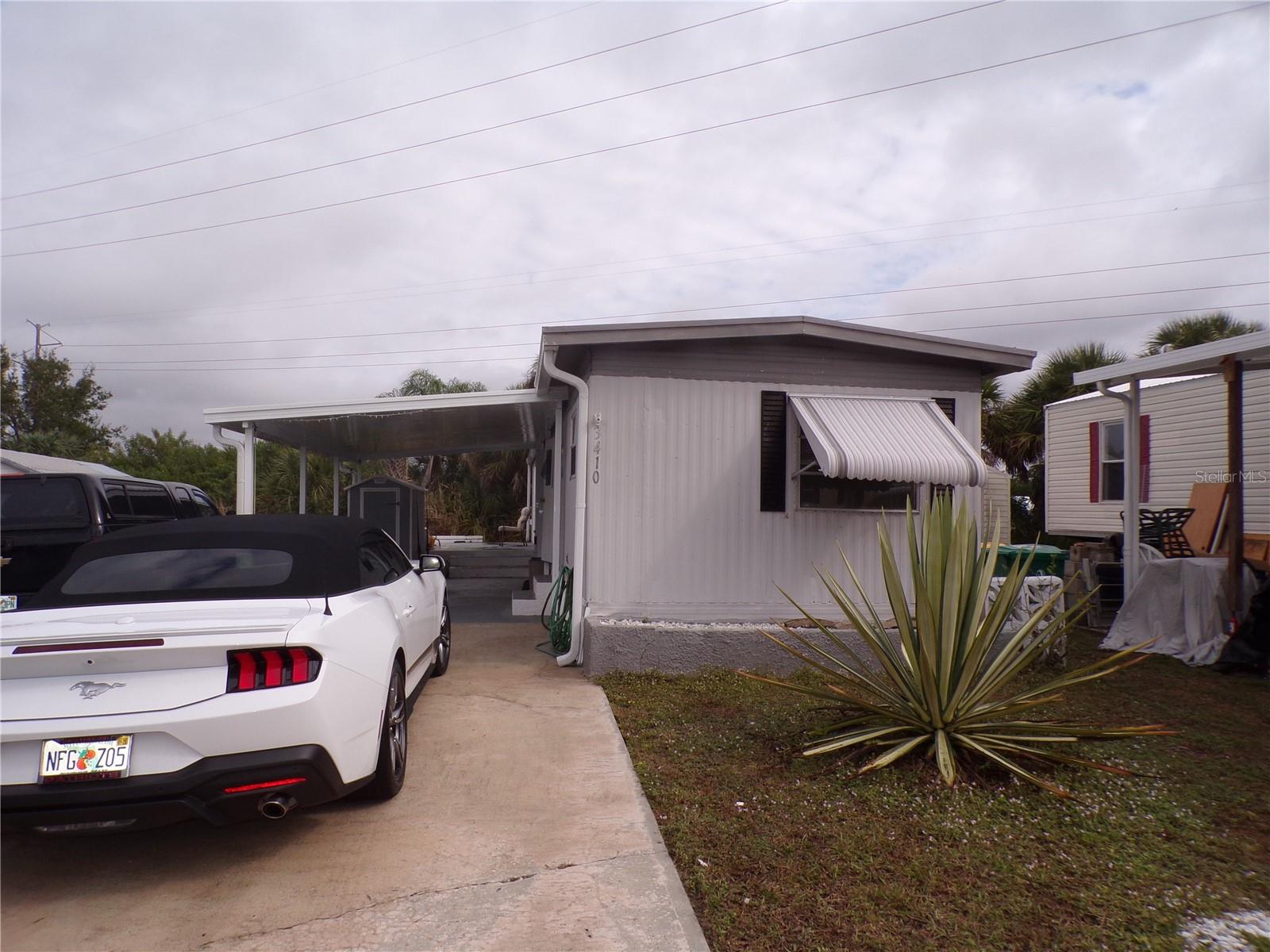 PELICAN HARBOR MOB HOME ESTATES - Residential Lease