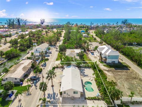 A home in LONGBOAT KEY