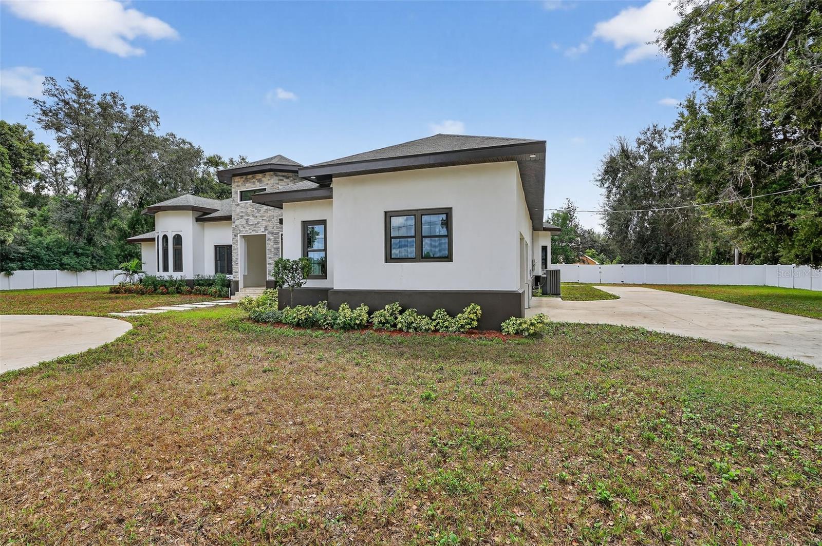 ACREAGE - Residential