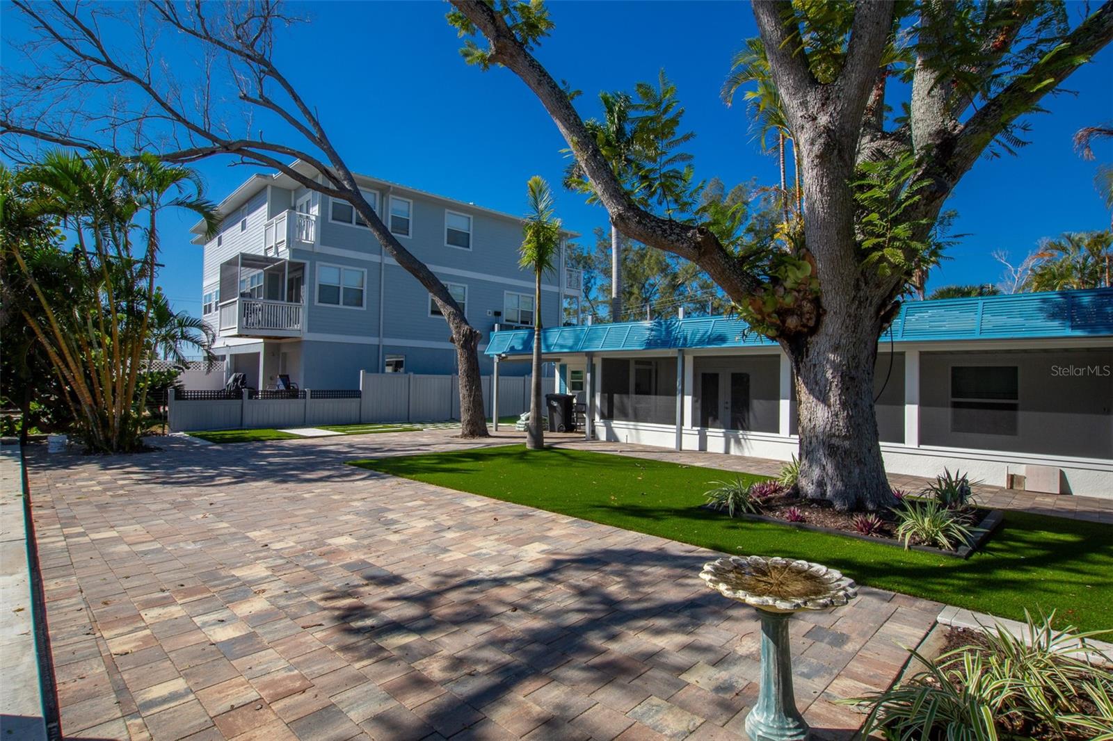 CIPRIANIS 1ST - Residential Lease