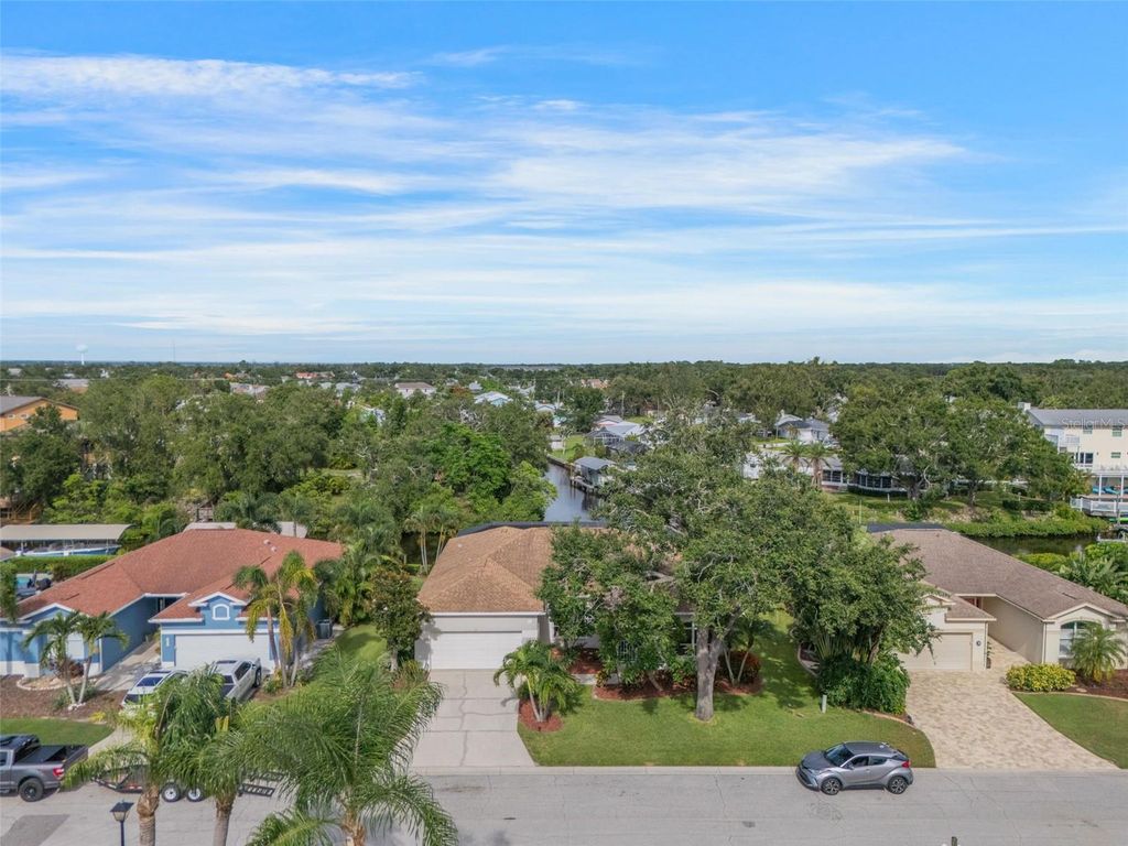 Photo of 111 41st Street NE, Bradenton, FL 34208 (MLS # A4661680)