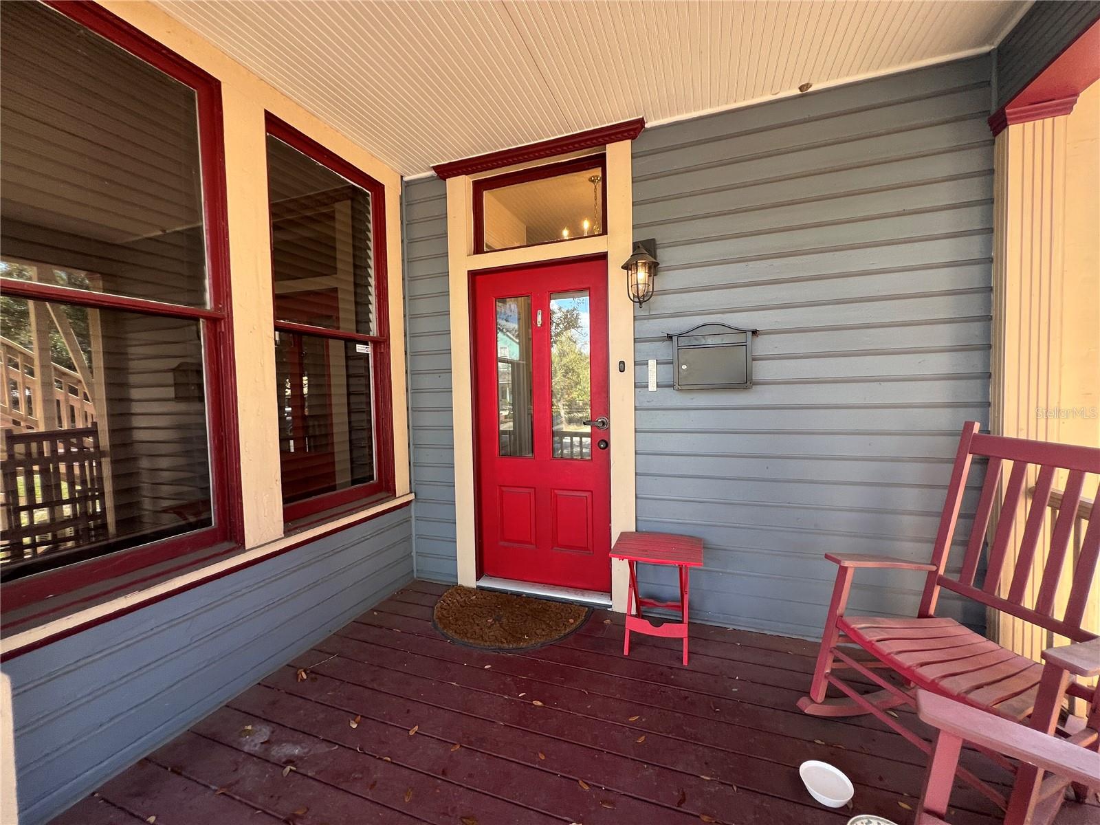 HENDERSONS TAMPA HEIGHTS - Commercial Sale