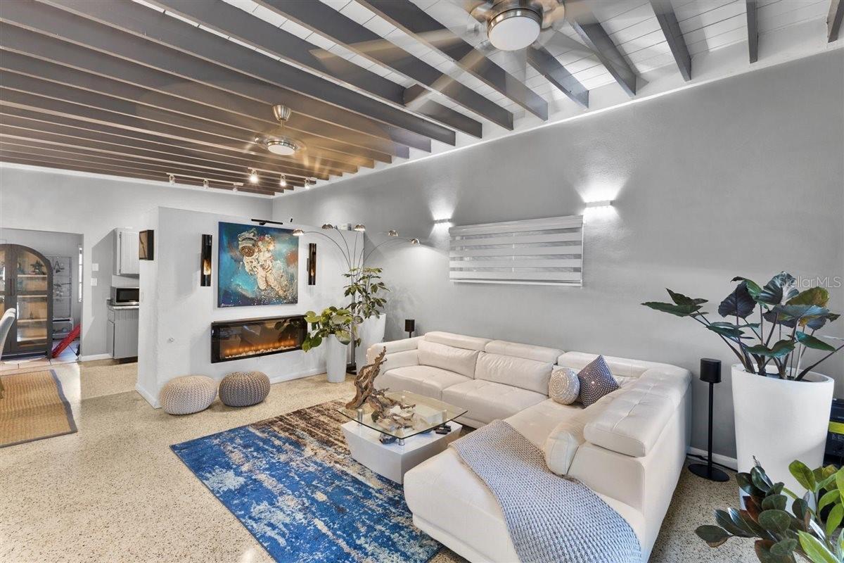 MEDALLION ESTATES - Residential