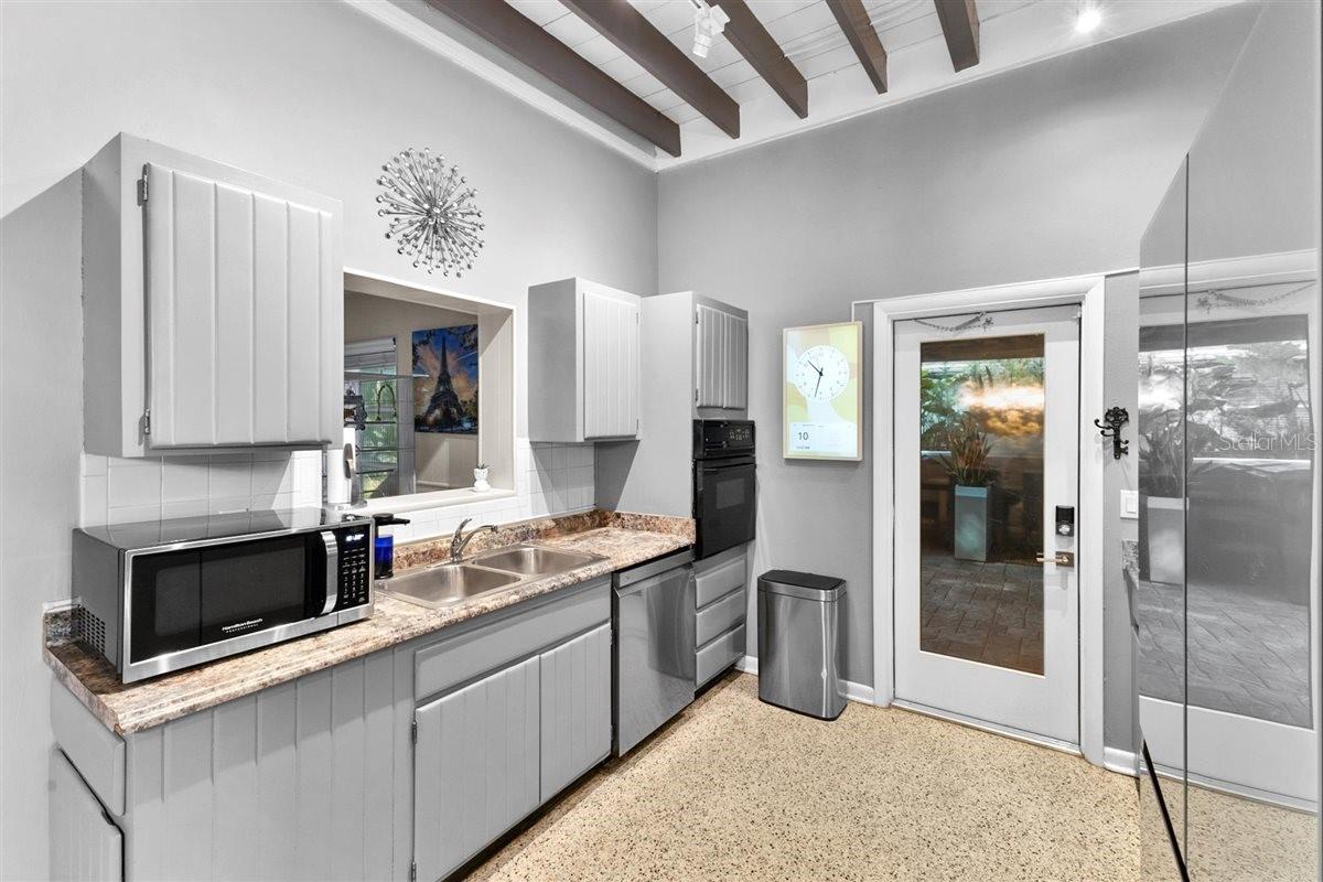 MEDALLION ESTATES - Residential