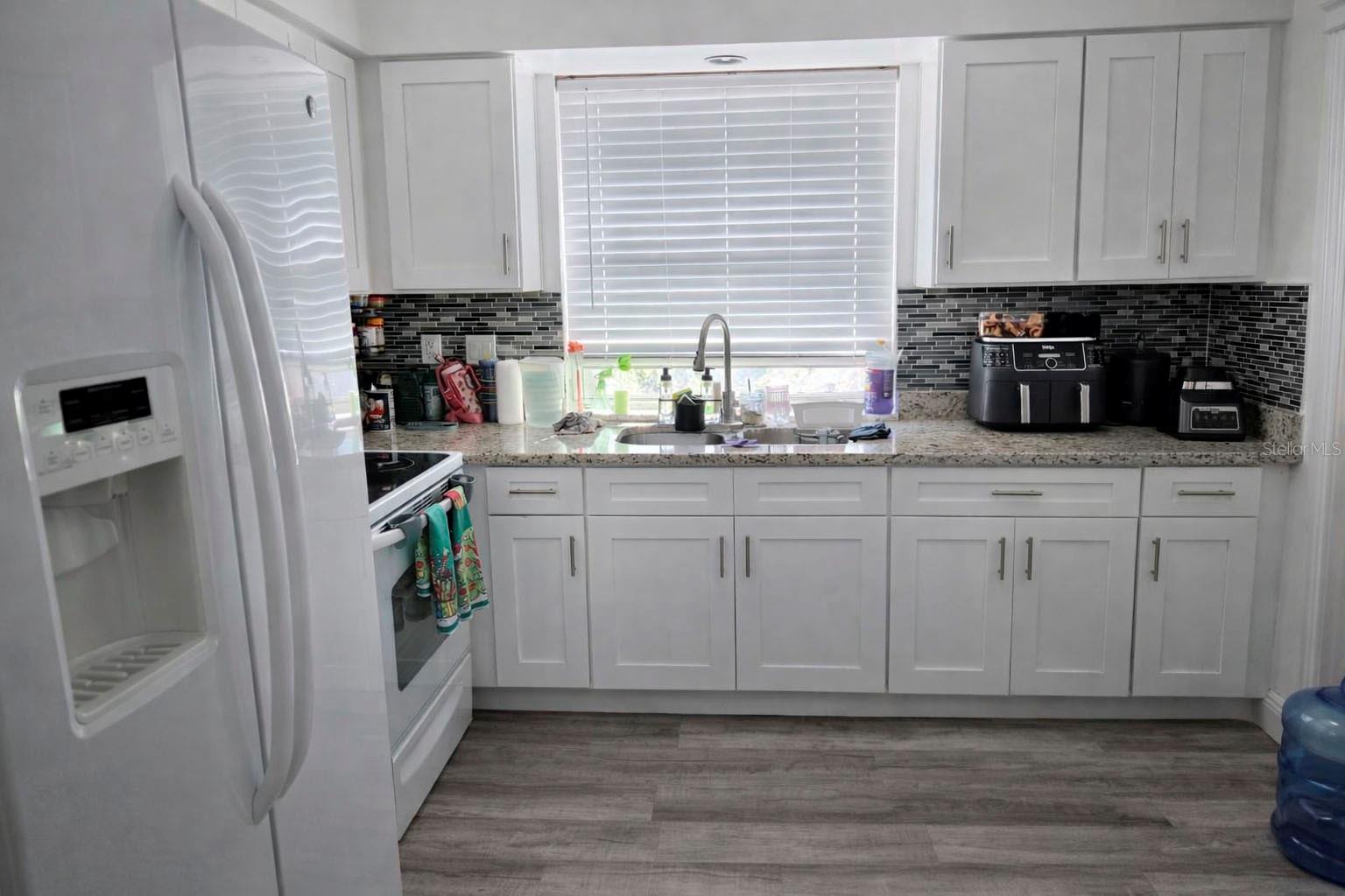 THE GREENS OF TOWNN COUNTRY - Residential