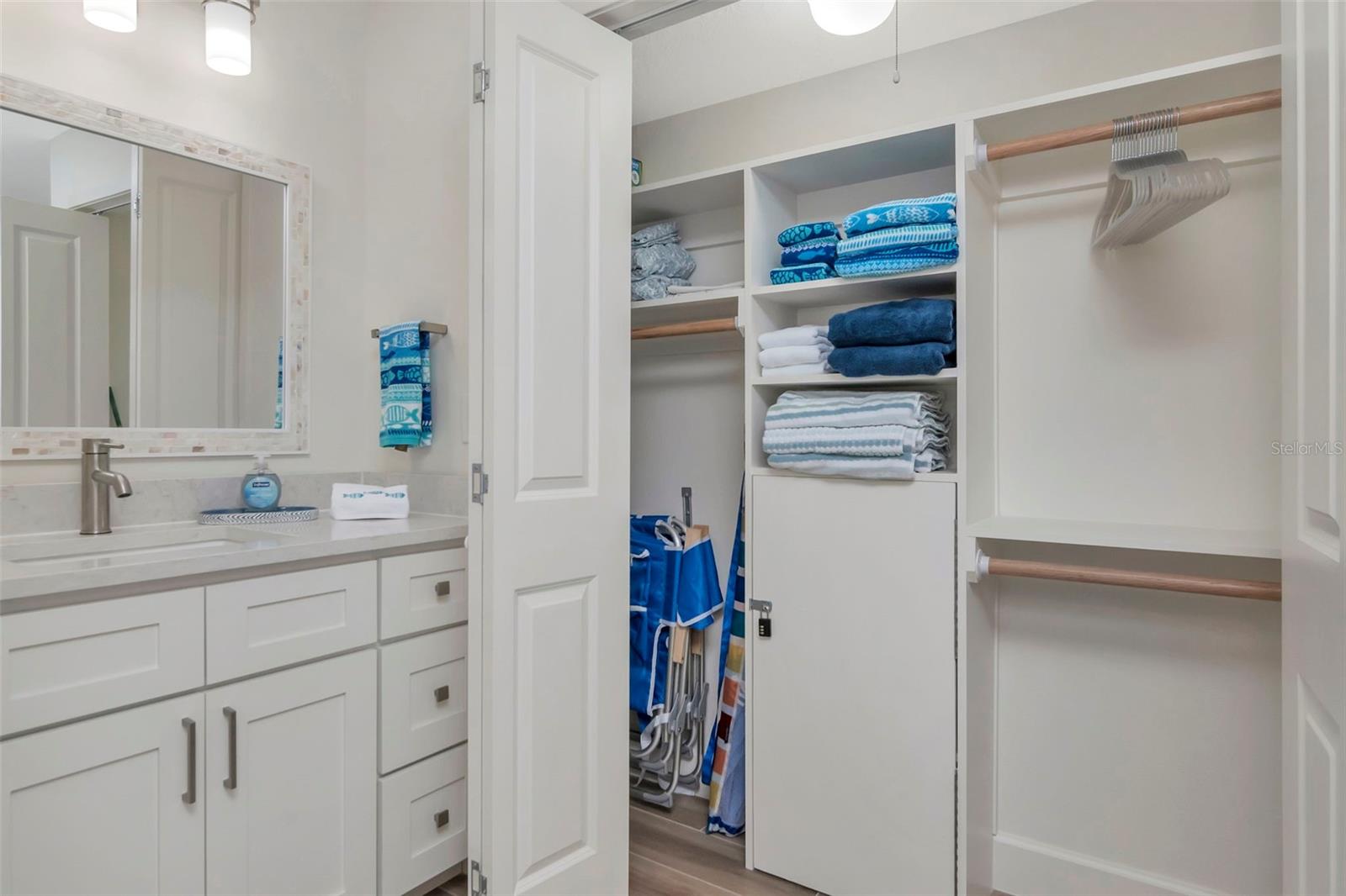 CHATEAU CONDO THE - Residential