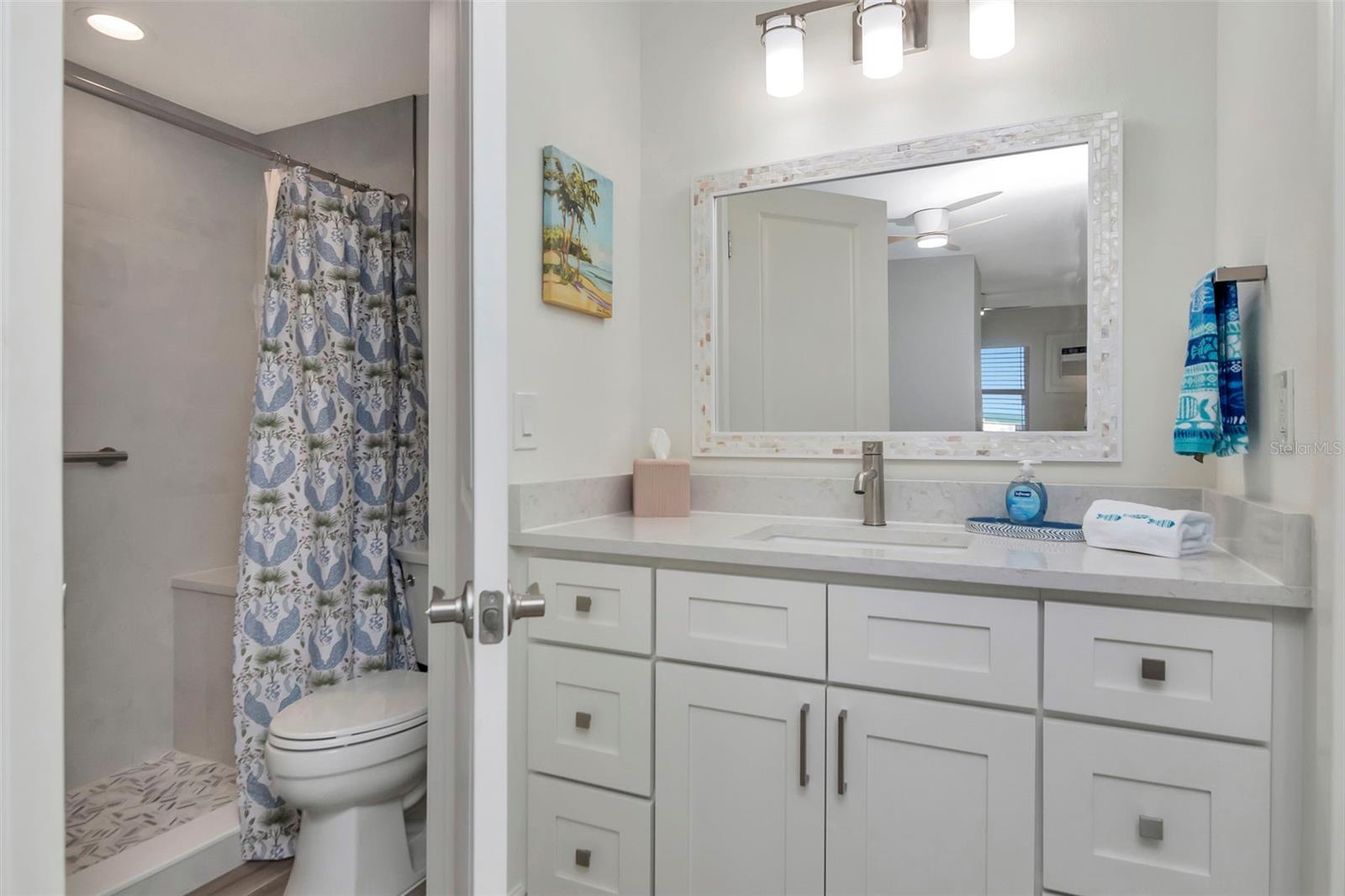 CHATEAU CONDO THE - Residential