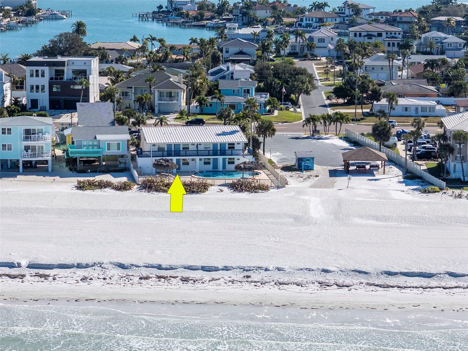 CHATEAU CONDO THE - Residential