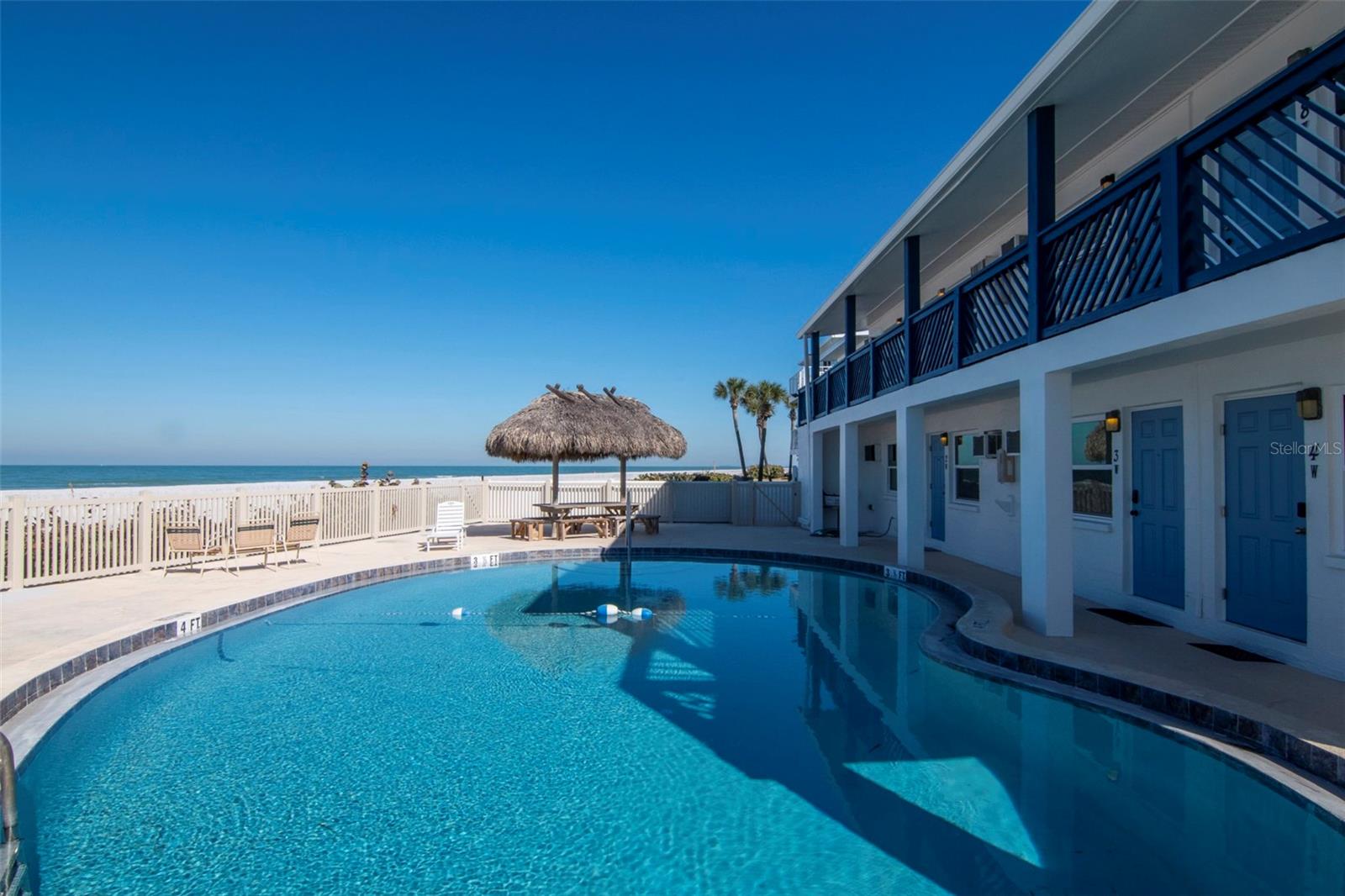 CHATEAU CONDO THE - Residential