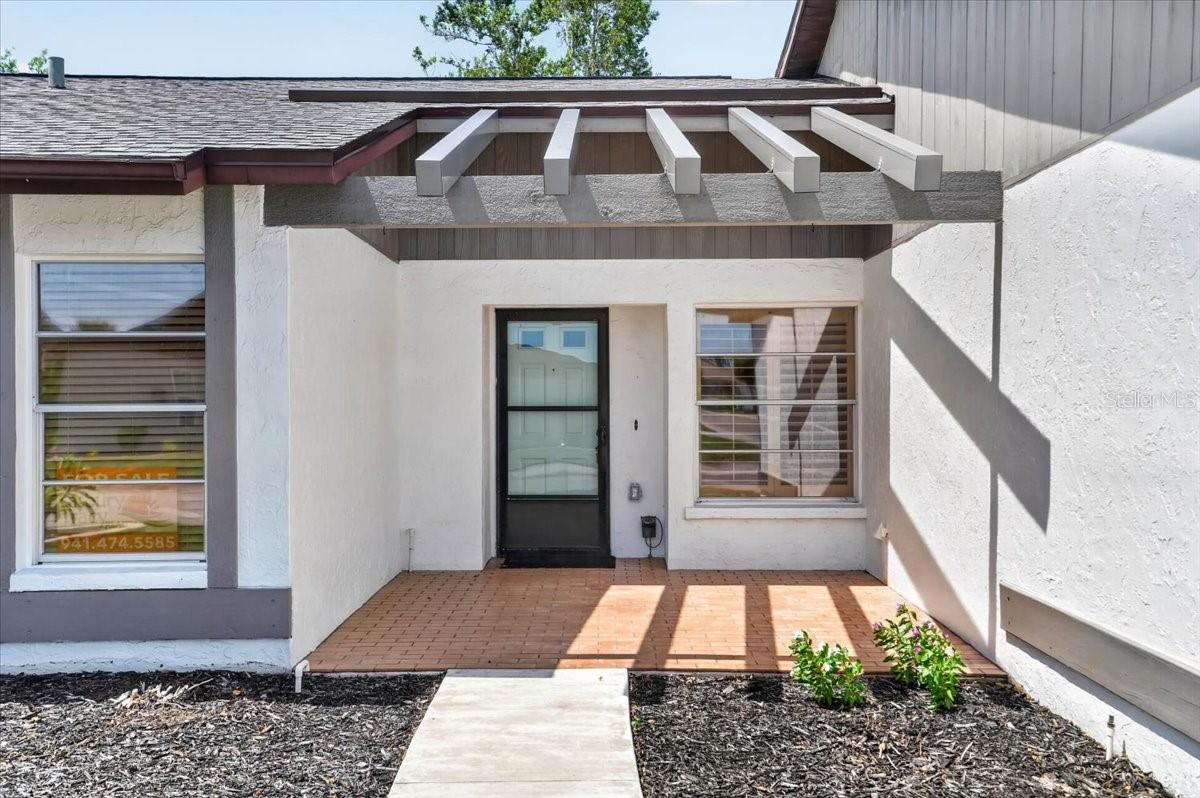 631 FOXWOOD BOULEVARD 256