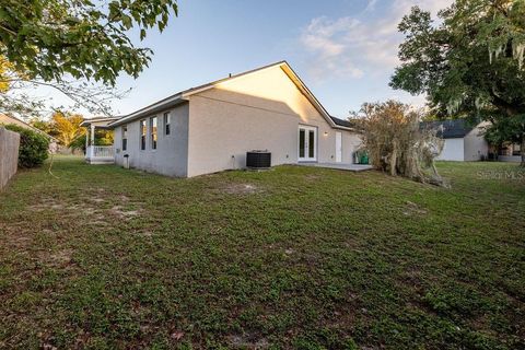 A home in DELAND