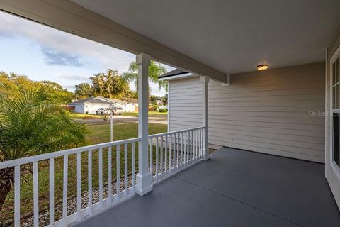 A home in DELAND