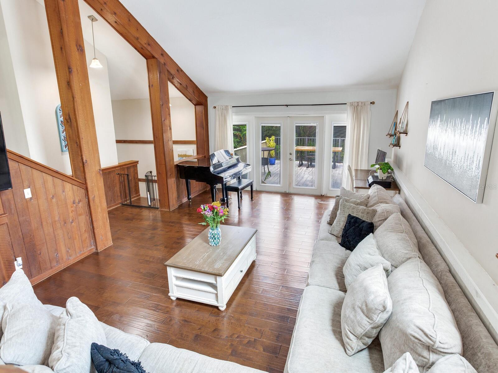 BAY WOODS-UNIT I - Residential