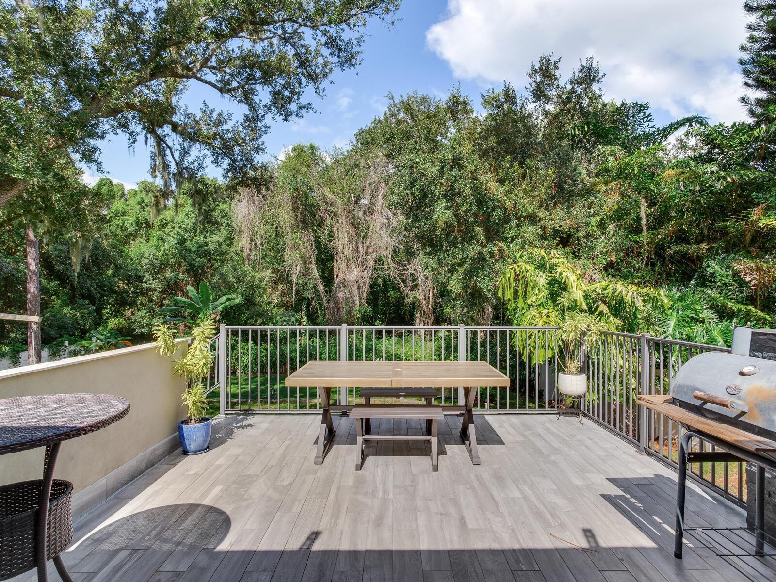 BAY WOODS-UNIT I - Residential