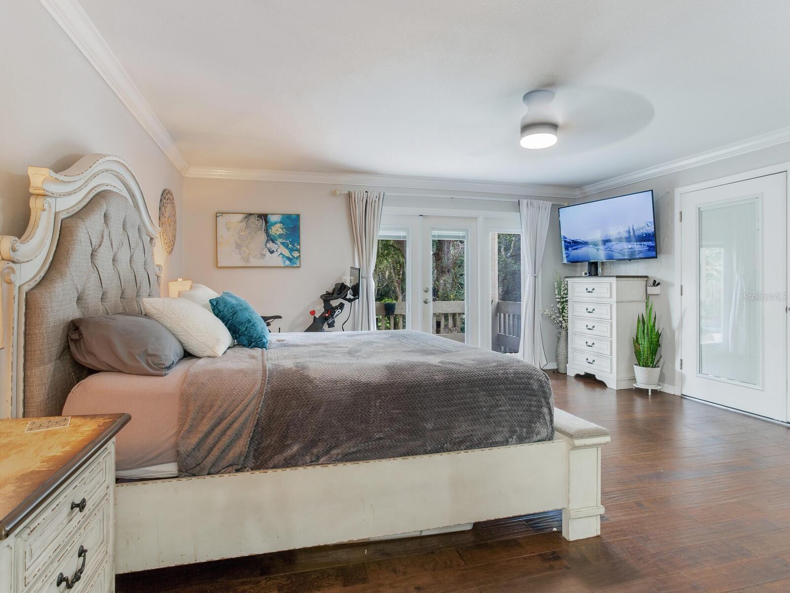 BAY WOODS-UNIT I - Residential