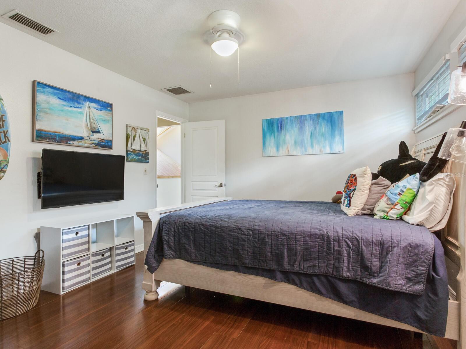 BAY WOODS-UNIT I - Residential