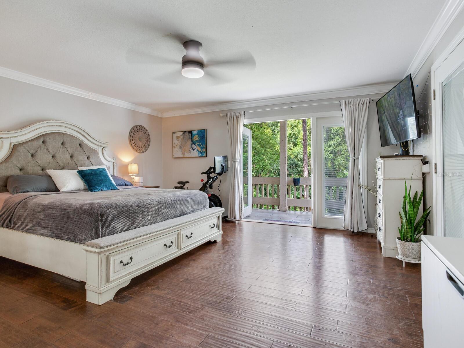 BAY WOODS-UNIT I - Residential