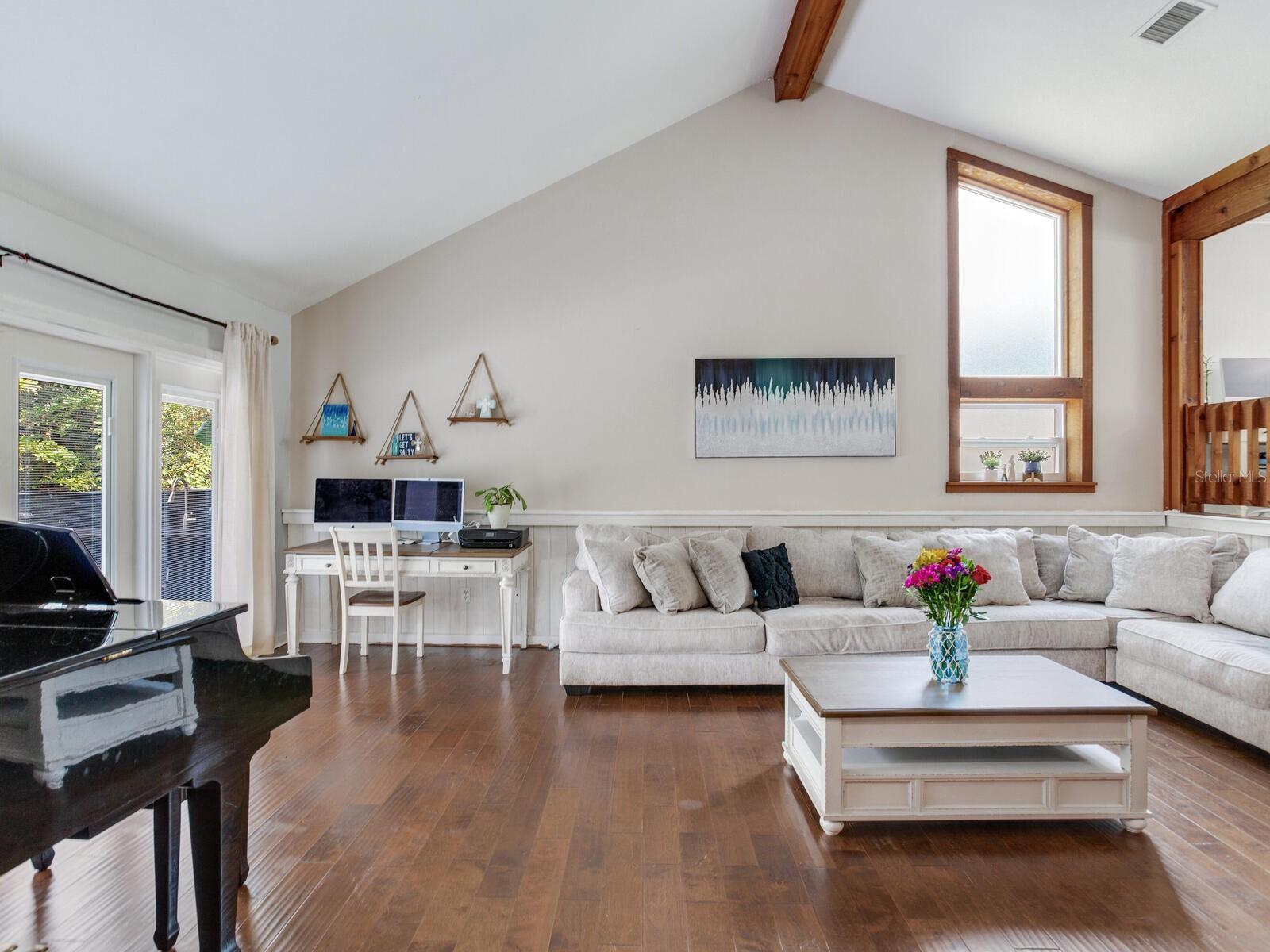 BAY WOODS-UNIT I - Residential