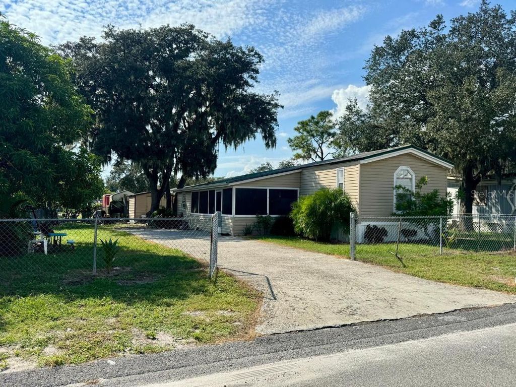 Photo of 4835 Cynthia Street, Bartow, FL 33830 (MLS # S5135129)