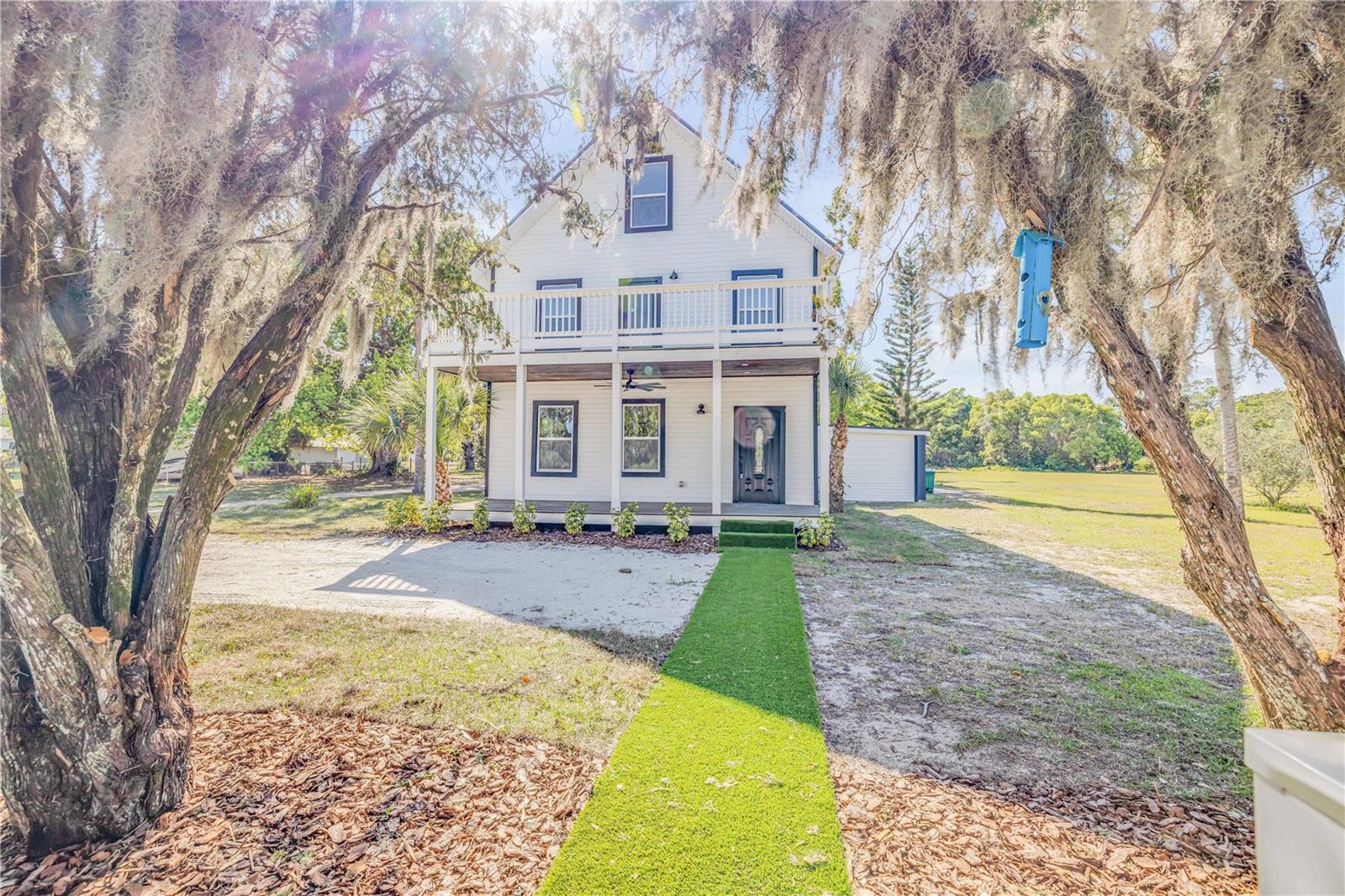 182 HOWES STREET