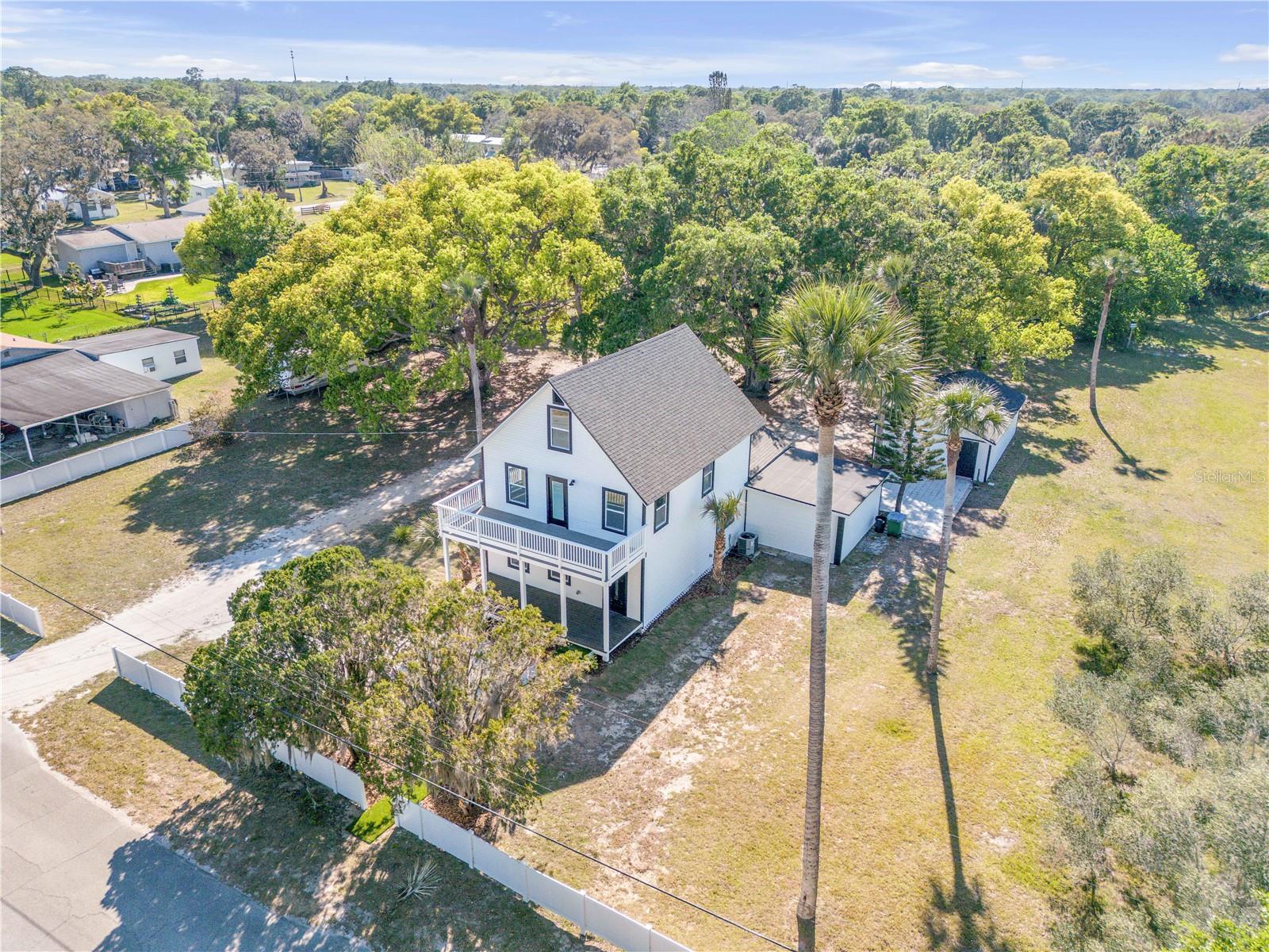 182 HOWES STREET