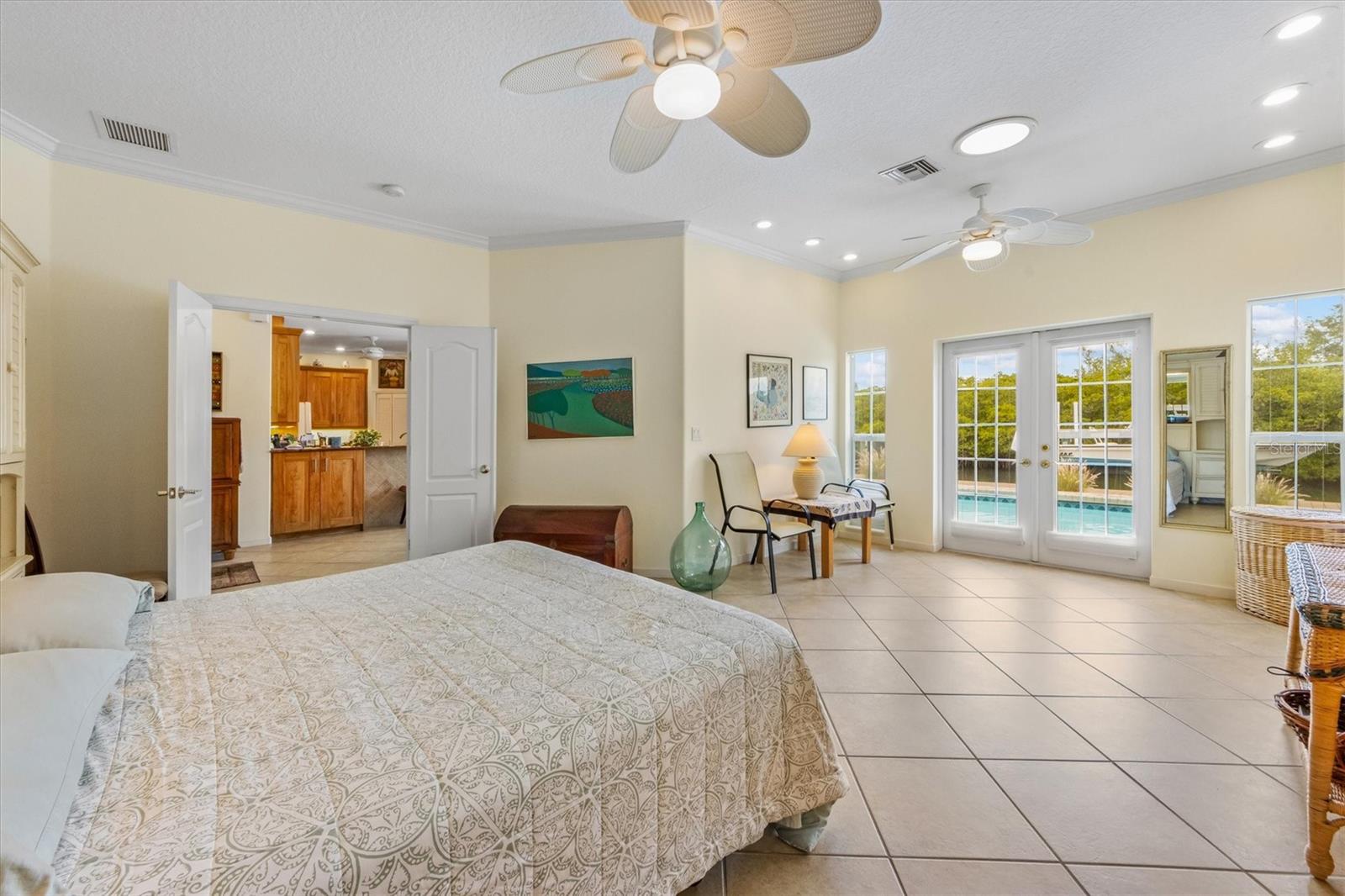 HOLMES BEACH 31ST UNIT AMD - Residential