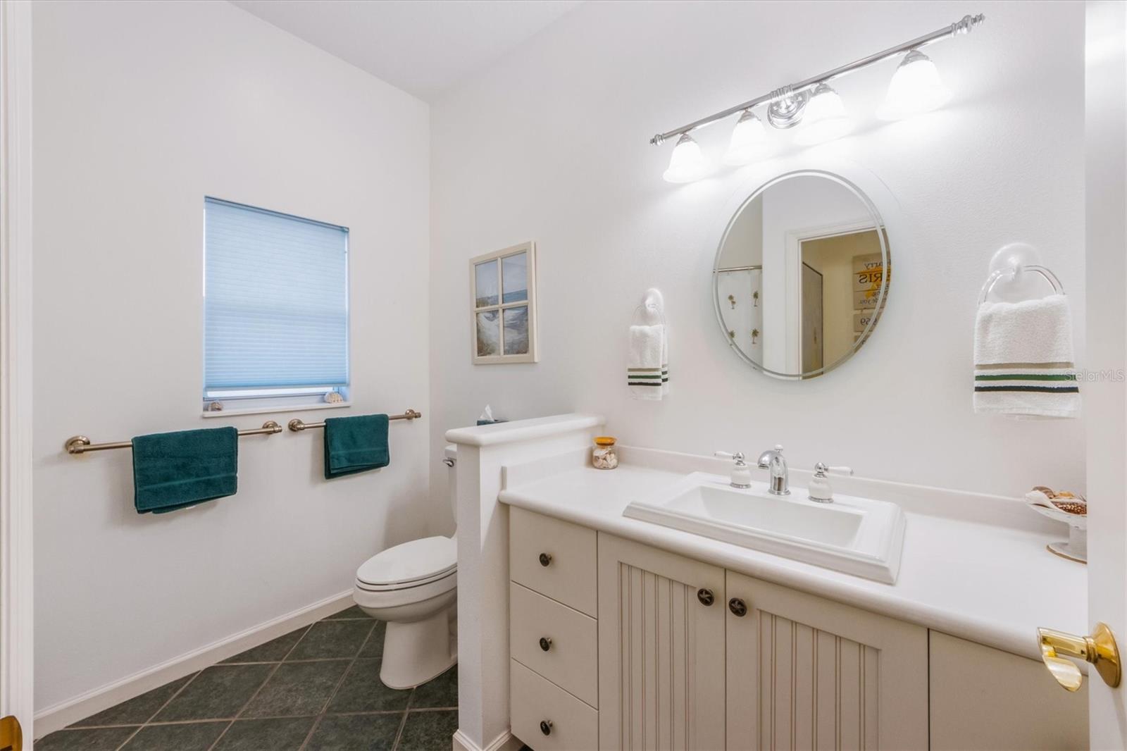 HOLMES BEACH 31ST UNIT AMD - Residential