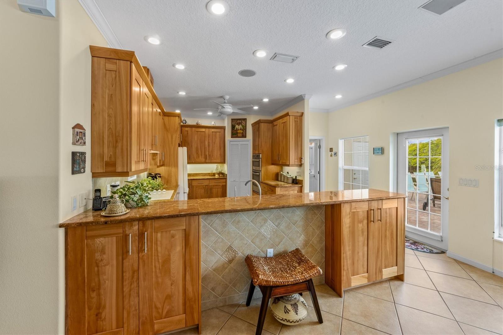 HOLMES BEACH 31ST UNIT AMD - Residential