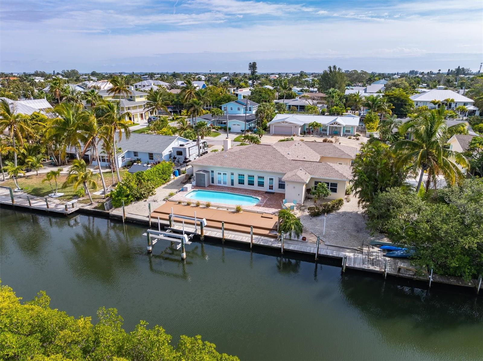 HOLMES BEACH 31ST UNIT AMD - Residential