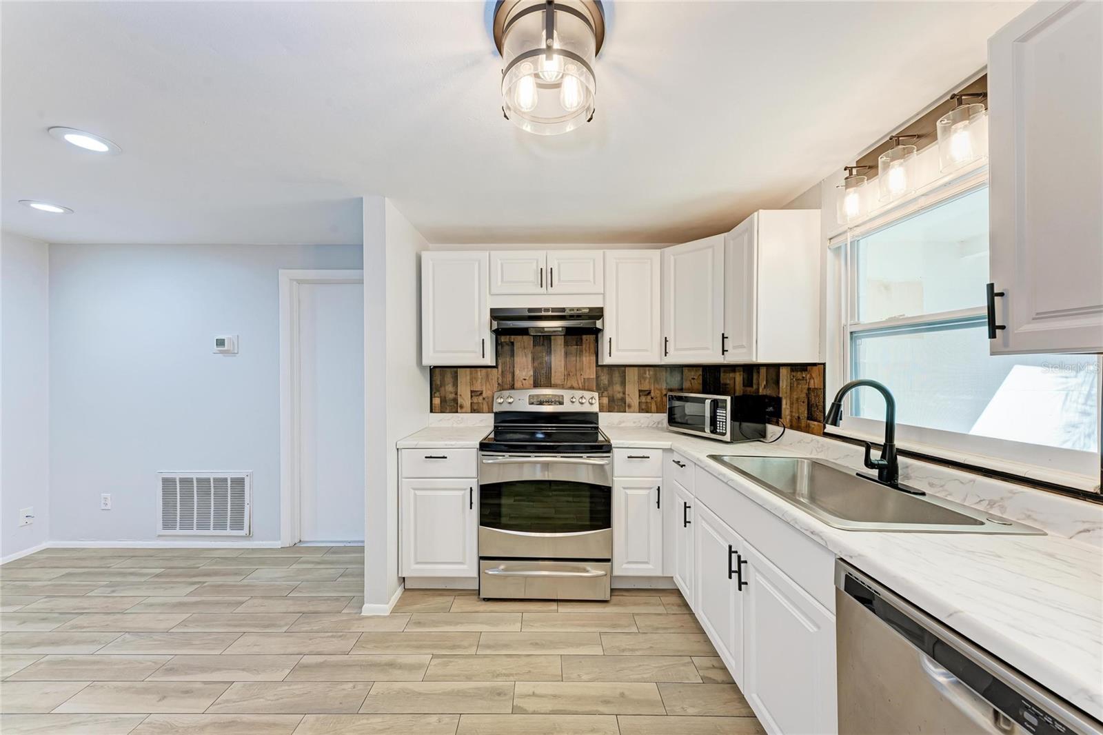 SARASOTA-VENICE CO SUB - Residential