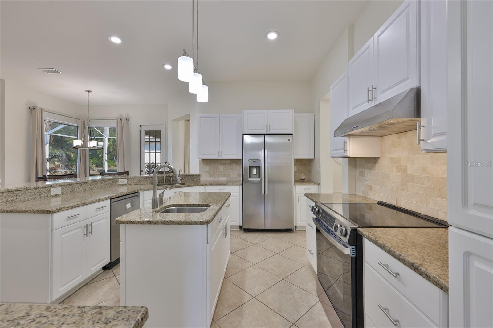 SUN CITY CENTER UNIT 257 PH - Residential