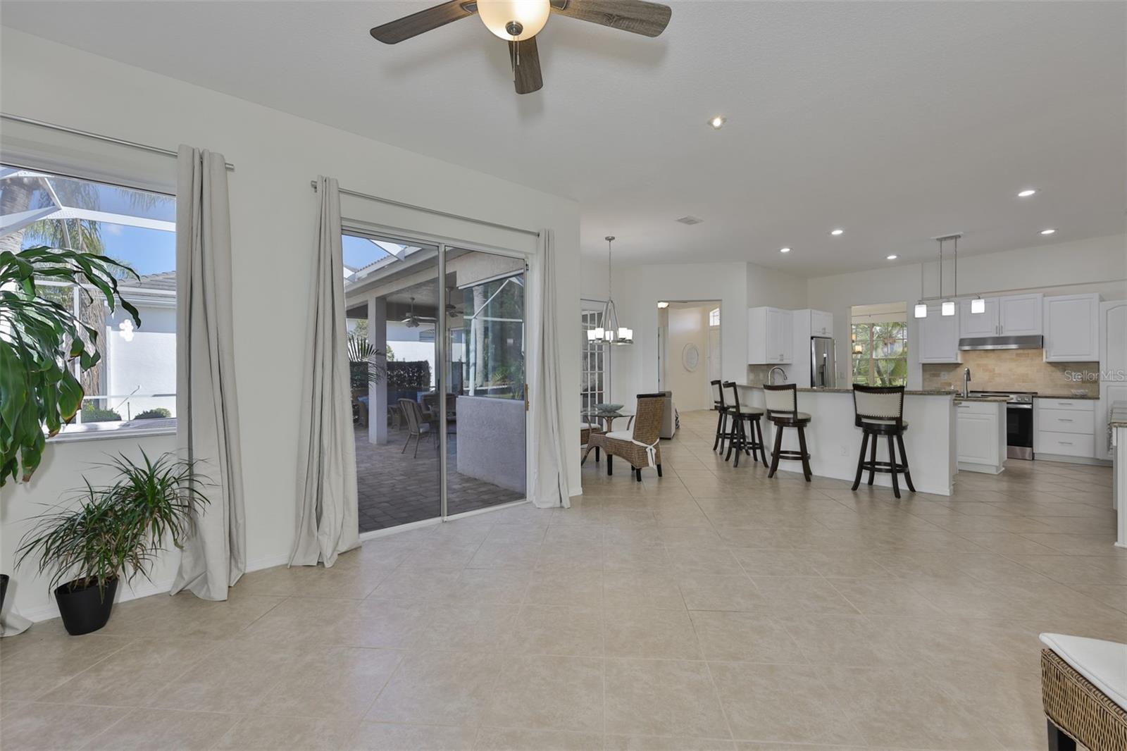 SUN CITY CENTER UNIT 257 PH - Residential