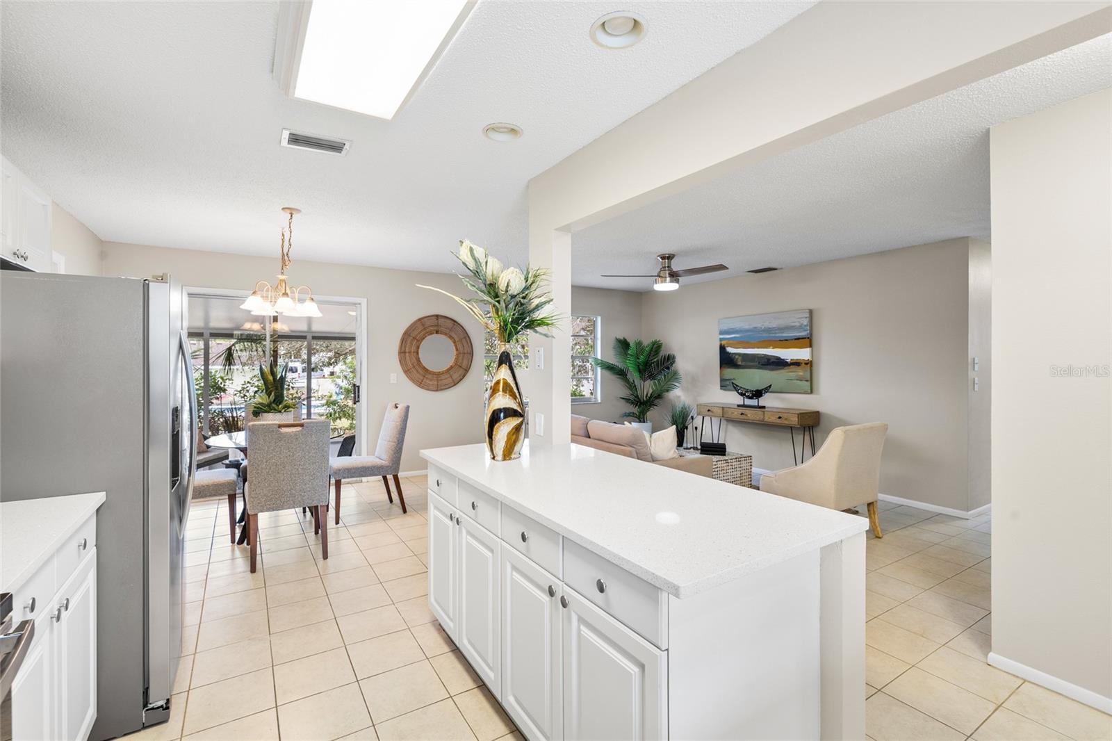 615 48TH STREET W
