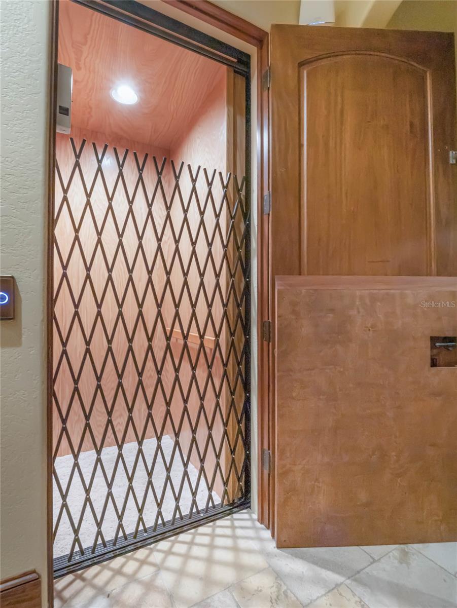 DEER ISLAND CLUB PT REP A TR C-1 - Residential