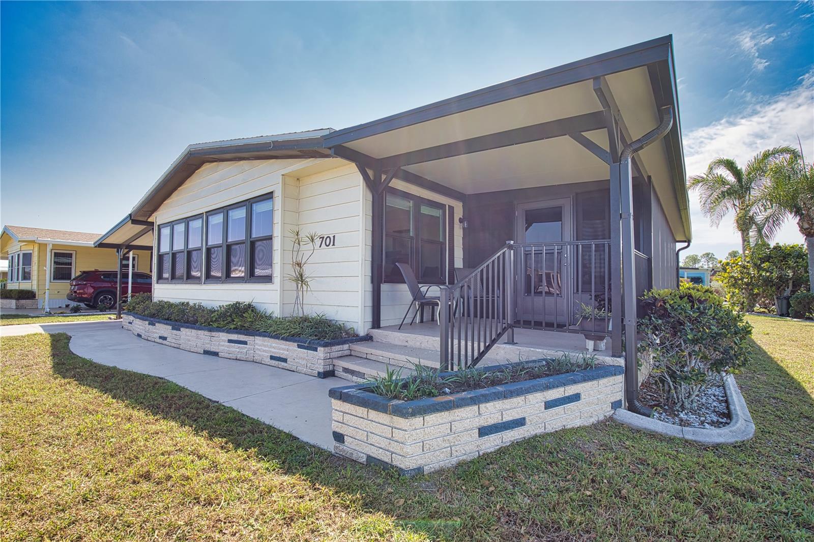 LA CASA MHP CO-OP - Residential