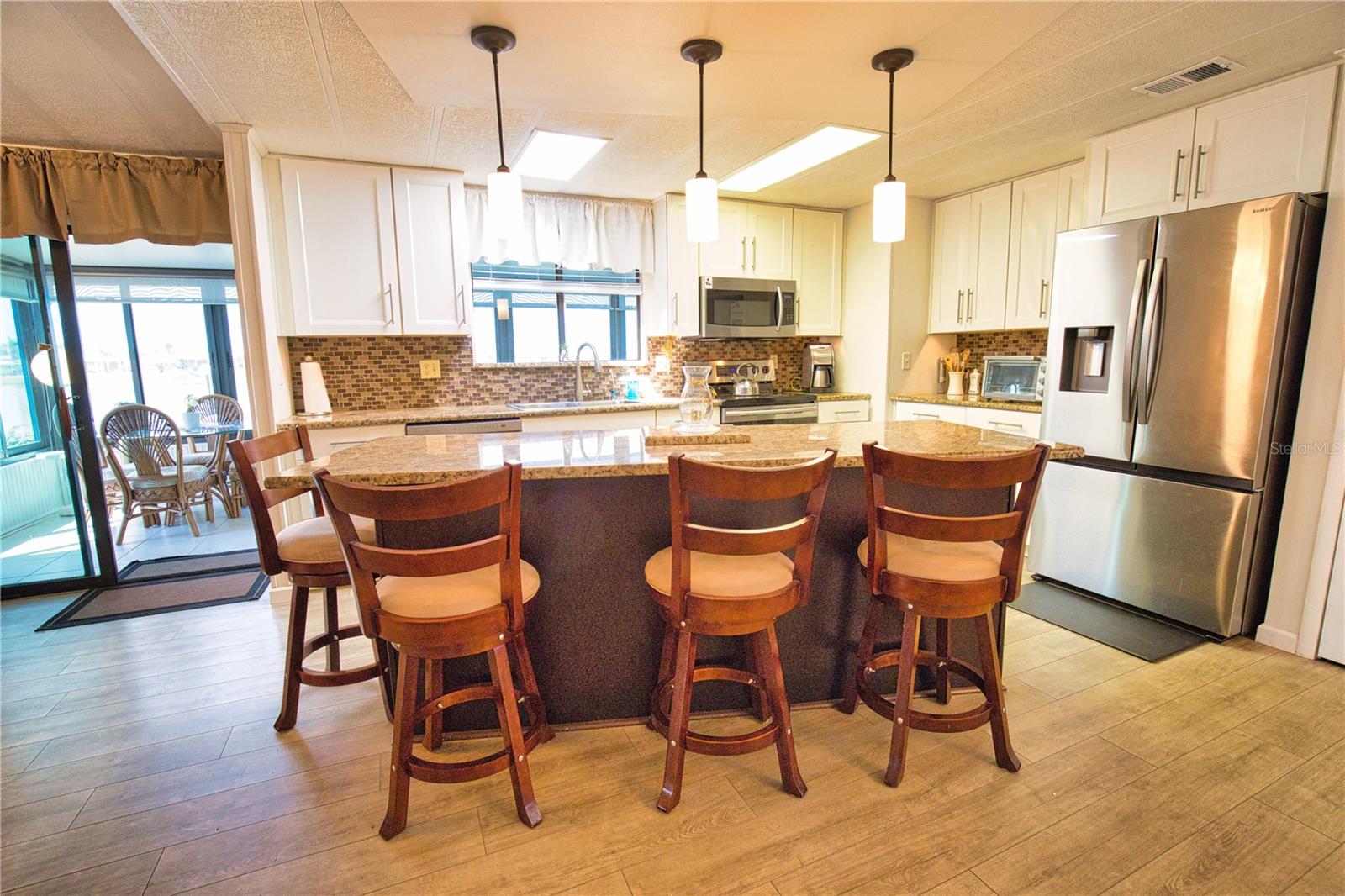 LA CASA MHP CO-OP - Residential