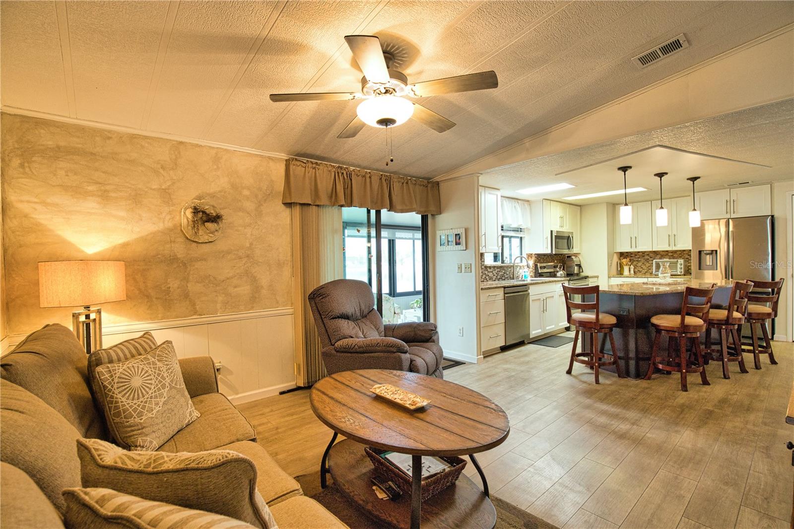 LA CASA MHP CO-OP - Residential