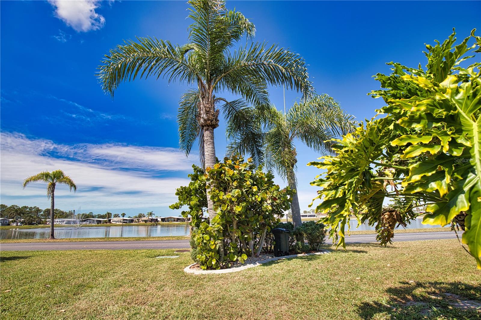 LA CASA MHP CO-OP - Residential