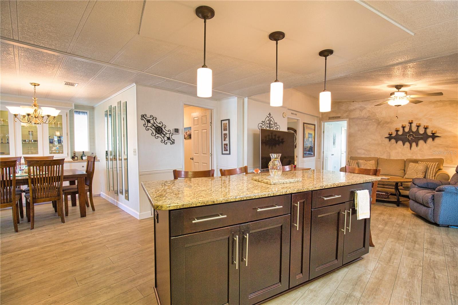 LA CASA MHP CO-OP - Residential