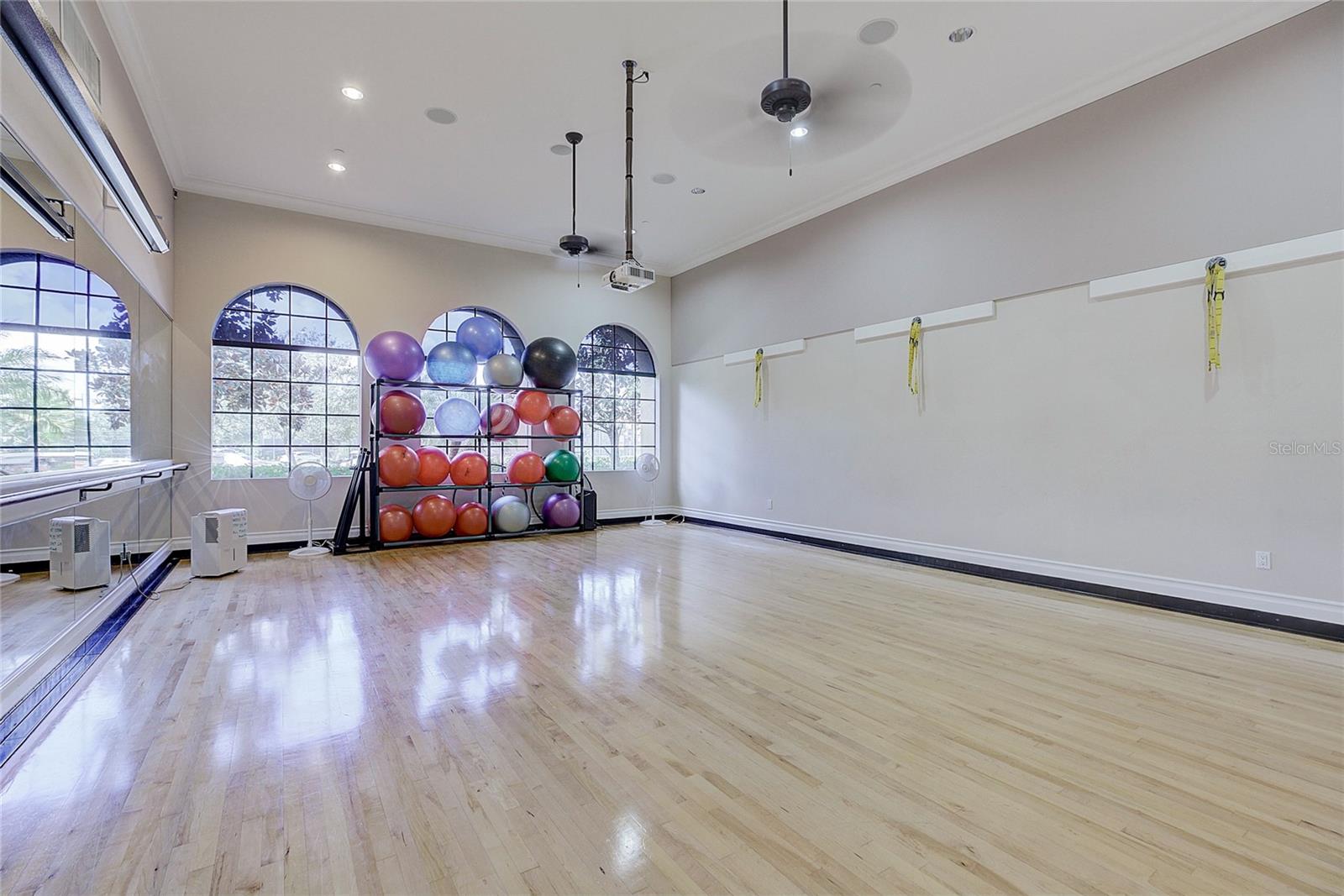 VENETIAN GOLF & RIVER CLUB PHA - Residential