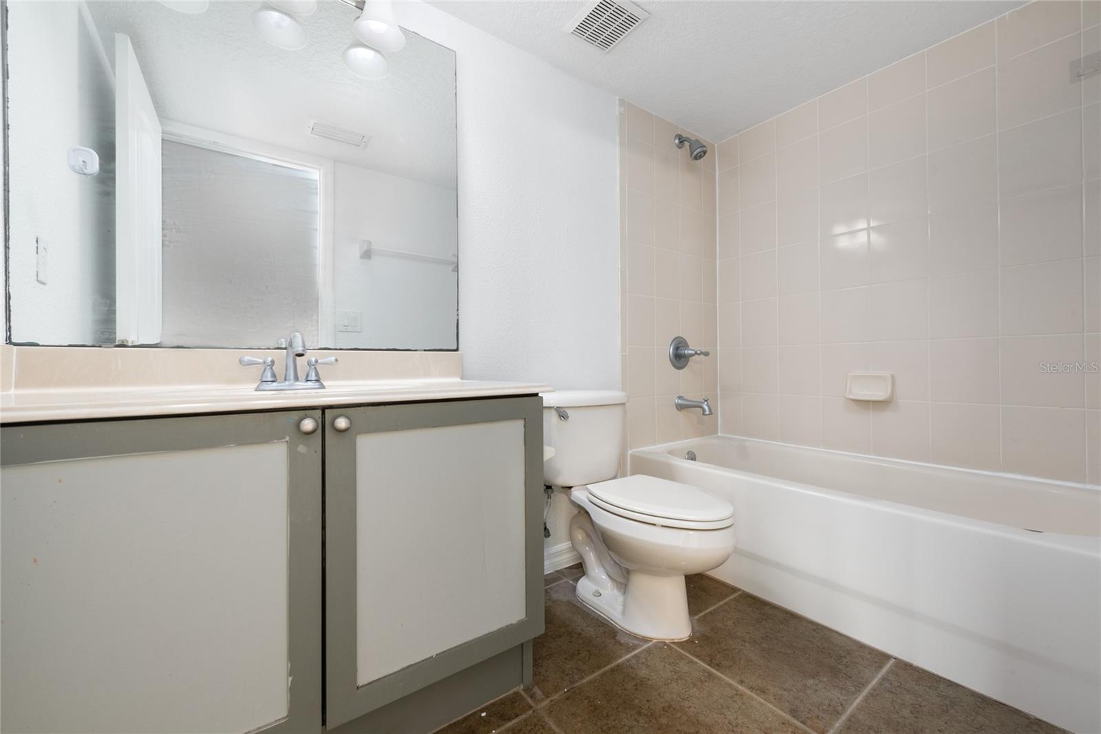 LAKES/WINDERMERE PH 02A - Residential