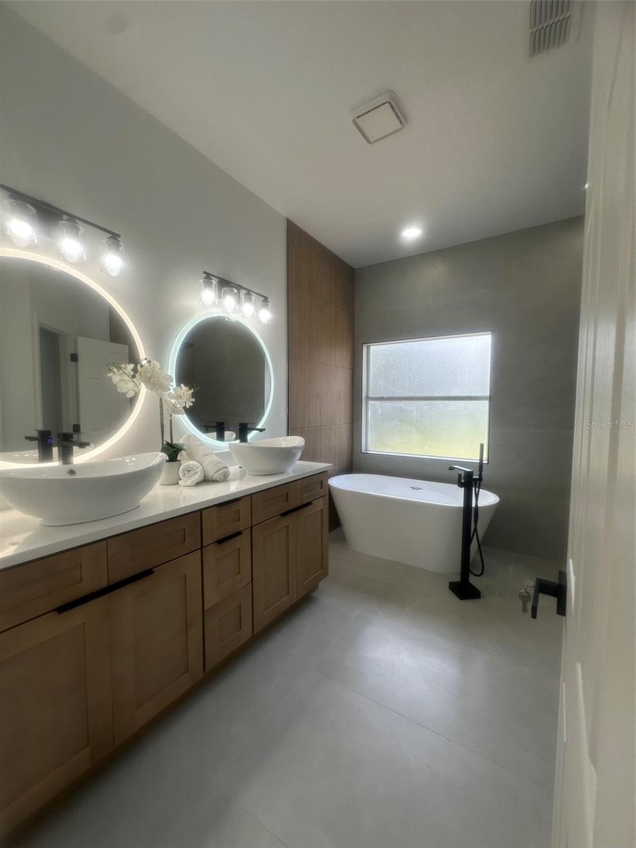 NORTH SHORE AT LAKE HART PRCL 07 - Residential