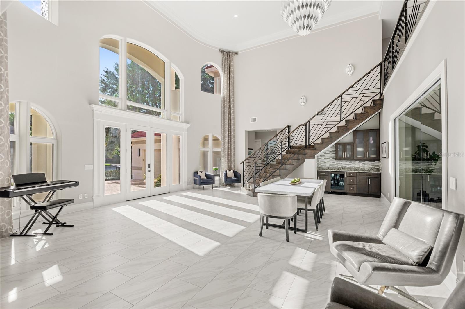 KEENES POINTE UT 06 50 95 - Residential