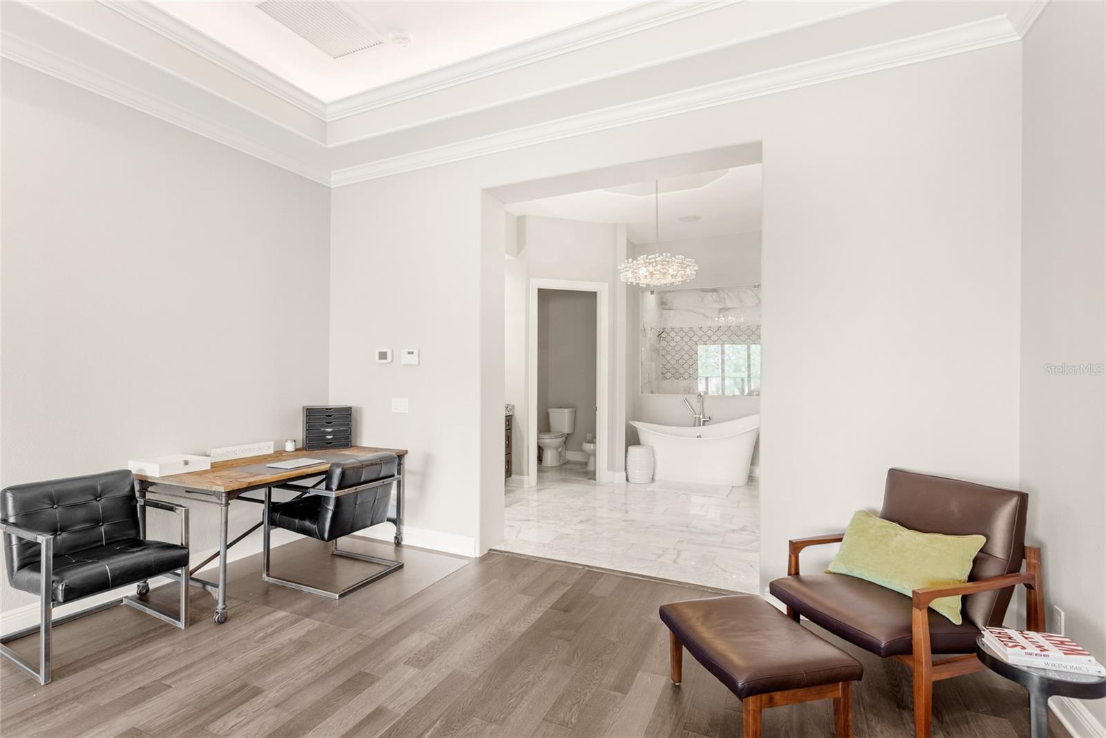 KEENES POINTE UT 06 50 95 - Residential