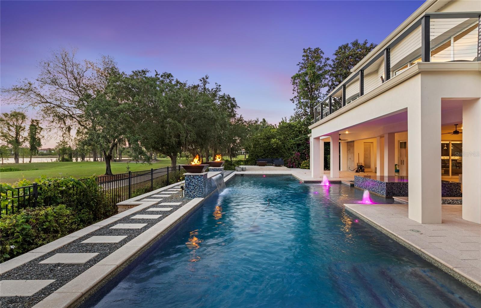 KEENES POINTE UT 06 50 95 - Residential