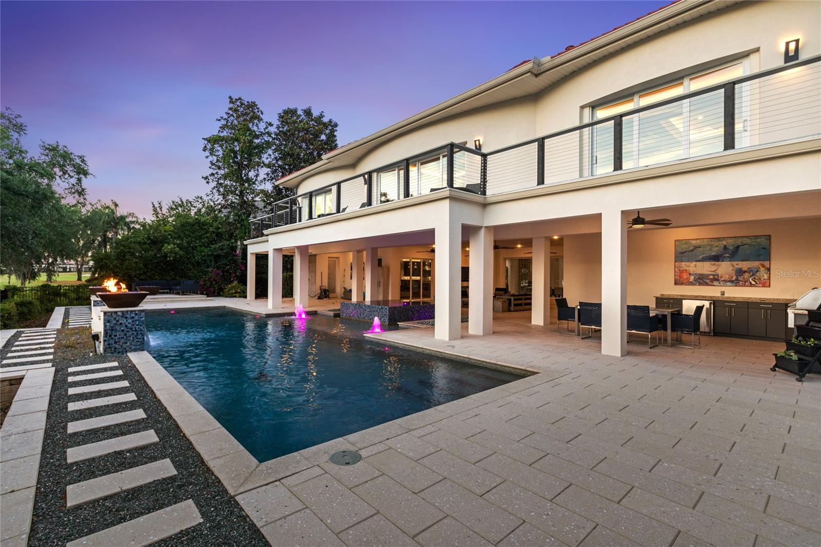 KEENES POINTE UT 06 50 95 - Residential