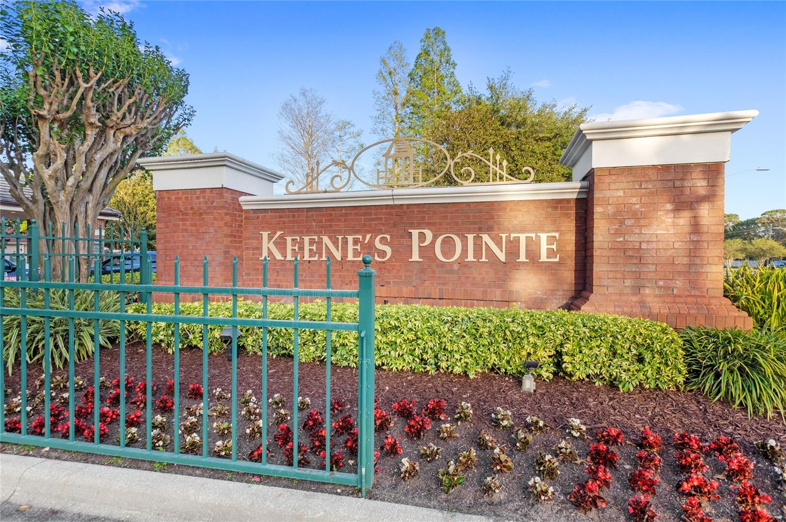 KEENES POINTE UT 06 50 95 - Residential
